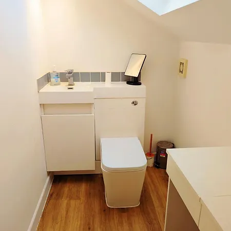Double Bedrooms, Close To Tube Stations London Room photo