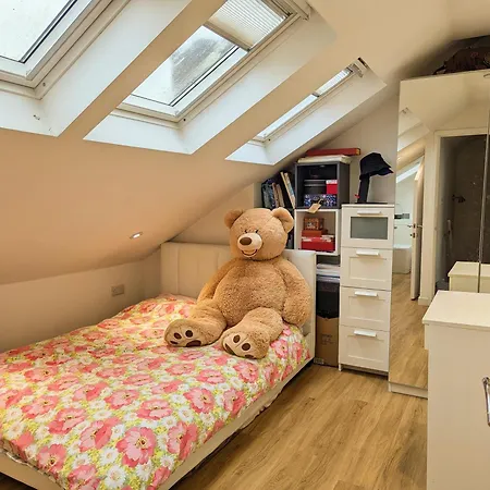 Double Bedrooms, Close To Tube Stations London Room photo